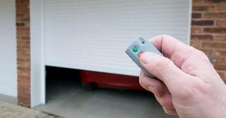 Купить автоматику для рулонных ворот Феодосия, цена от 2731 руб.