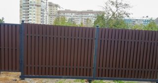 Купить распашные ворота из штакетника Феодосия, цена от 2731 руб.