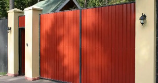 Купить ворота из профнастила Феодосия, цена от 4071 руб.